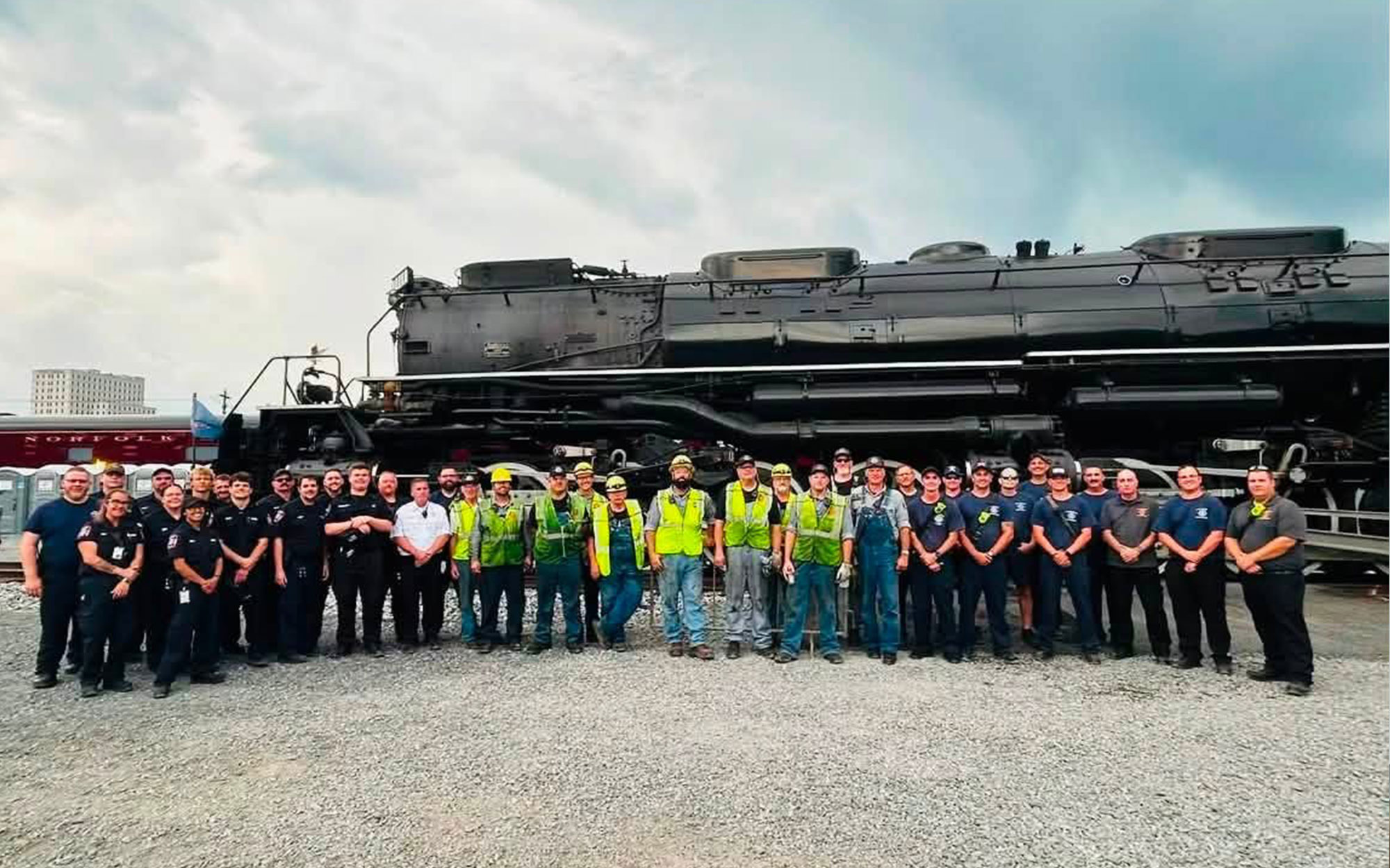 Big Boy 4014 Makes a Historic Stop in Altoona